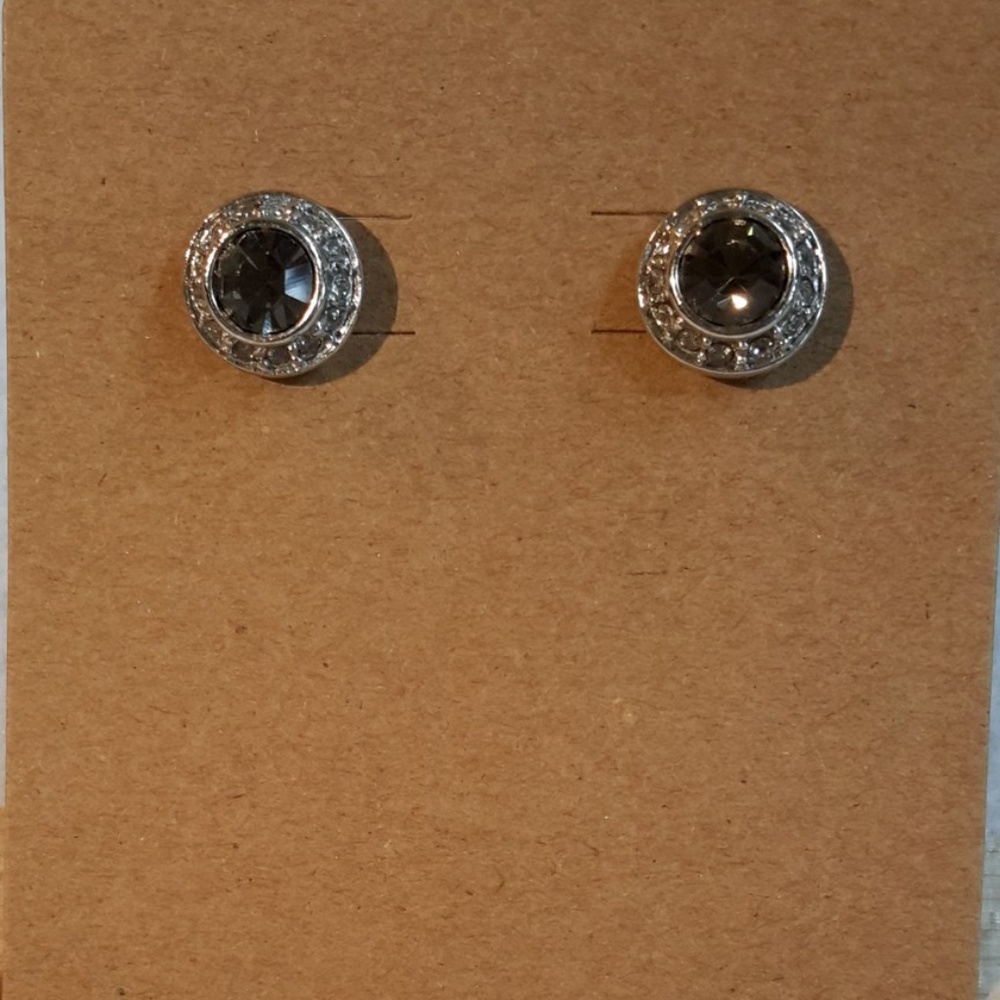Lia Sophia Stud earrings